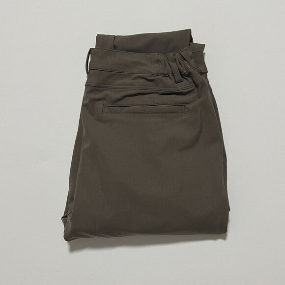 Cuts Clothing Other - Cuts Clothing Joggers Performance Stretch Tapered Pants Gray Men's size Medium